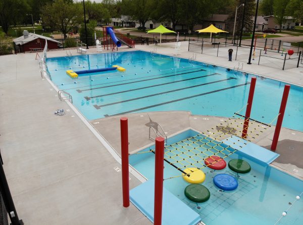 Sibley pool log roll and lap area